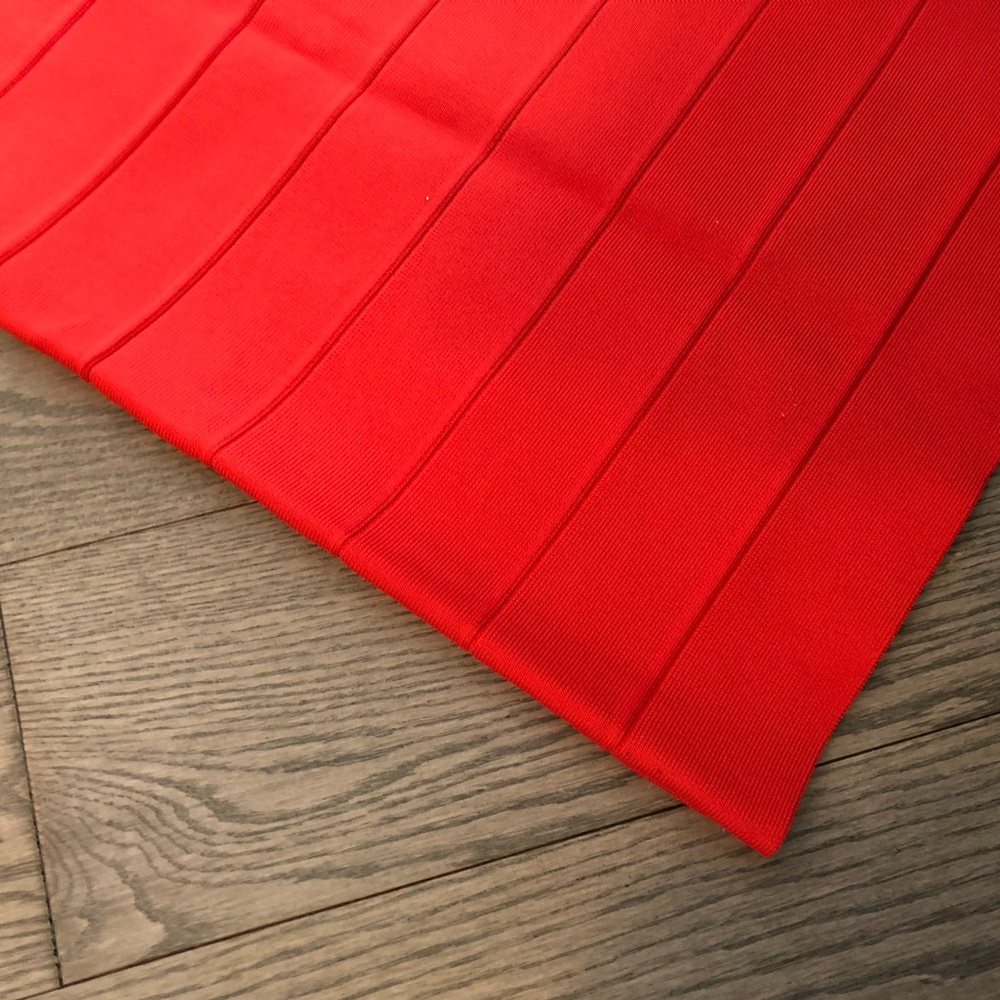 Red and White BCBG skirts